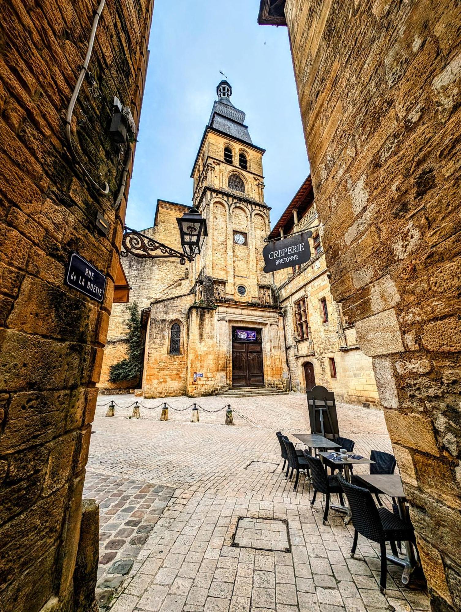 Centrally Located Sarlat Apartment With Medieval Town Views Esterno foto